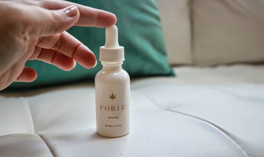 Семена конопли White Berry feminised Paradise Seeds