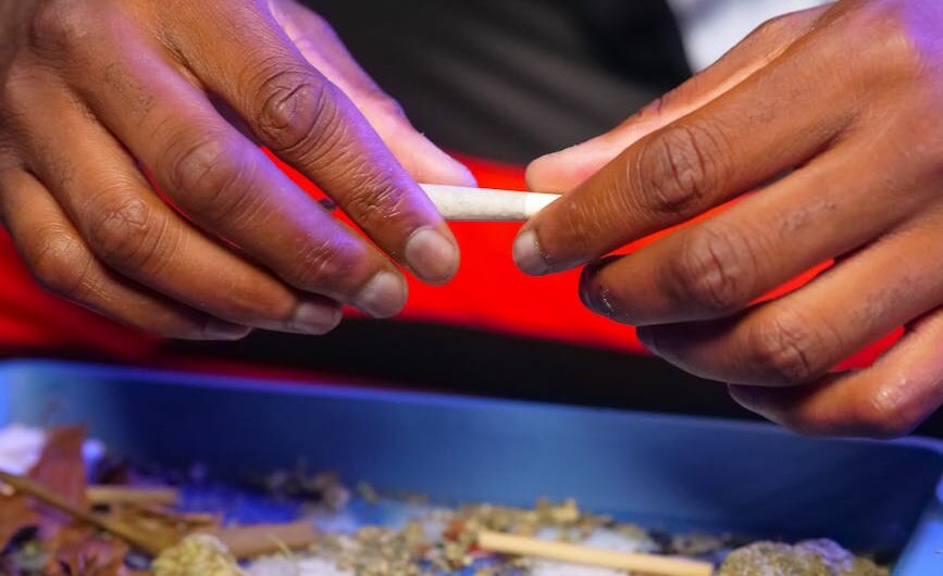 Покупка гашиша в России